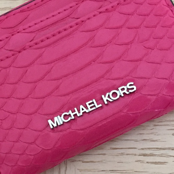 Michael Kors Electric Pink Card Case - Picture 3 of 8